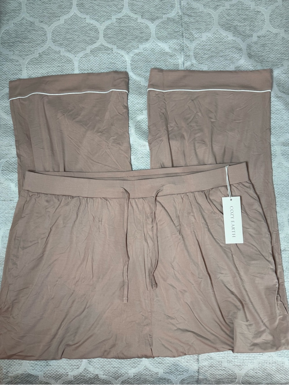Cozy Earth Women's Bamboo Lounge Pants - Blush